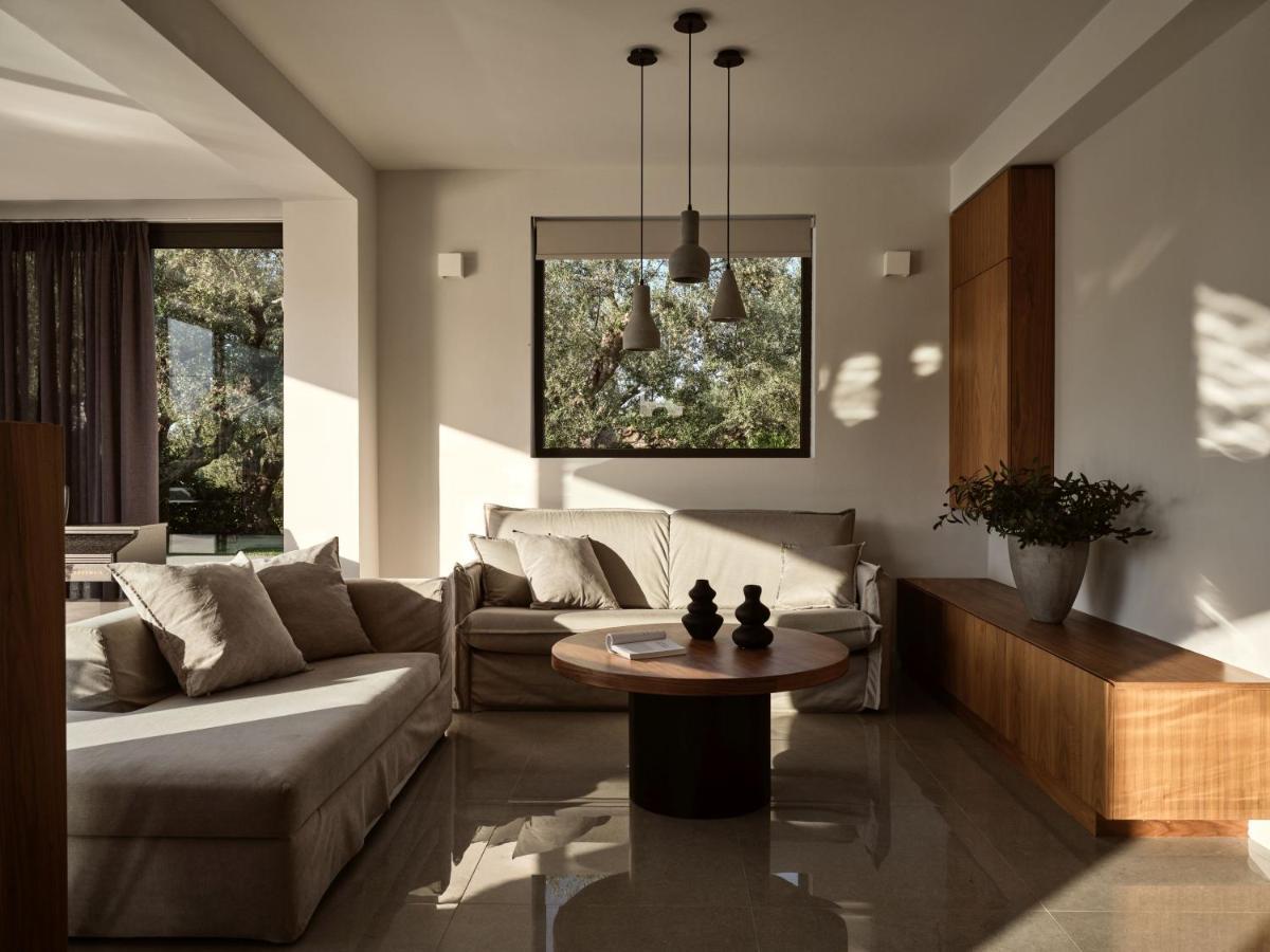 Drallos Luxury Villa Alykanas  Bagian luar foto