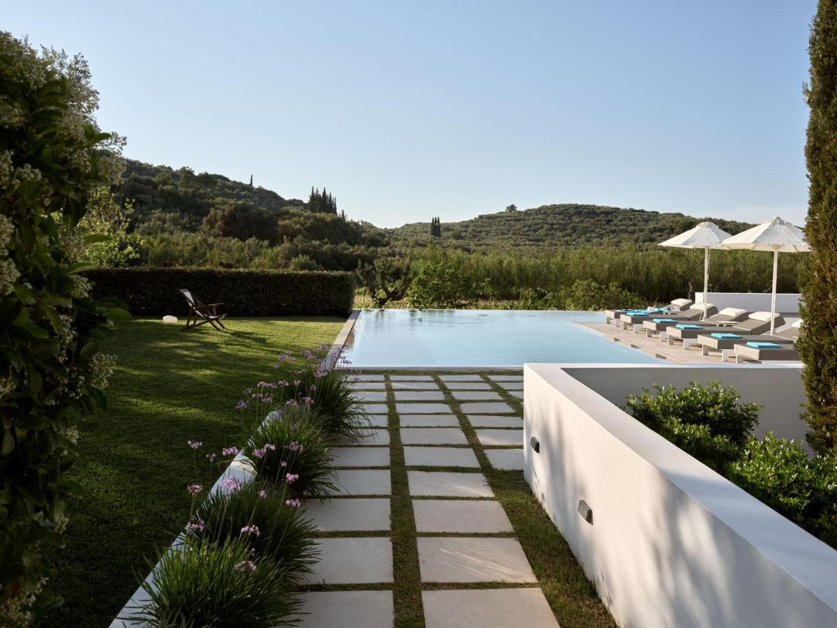 Drallos Luxury Villa Alykanas  Bagian luar foto