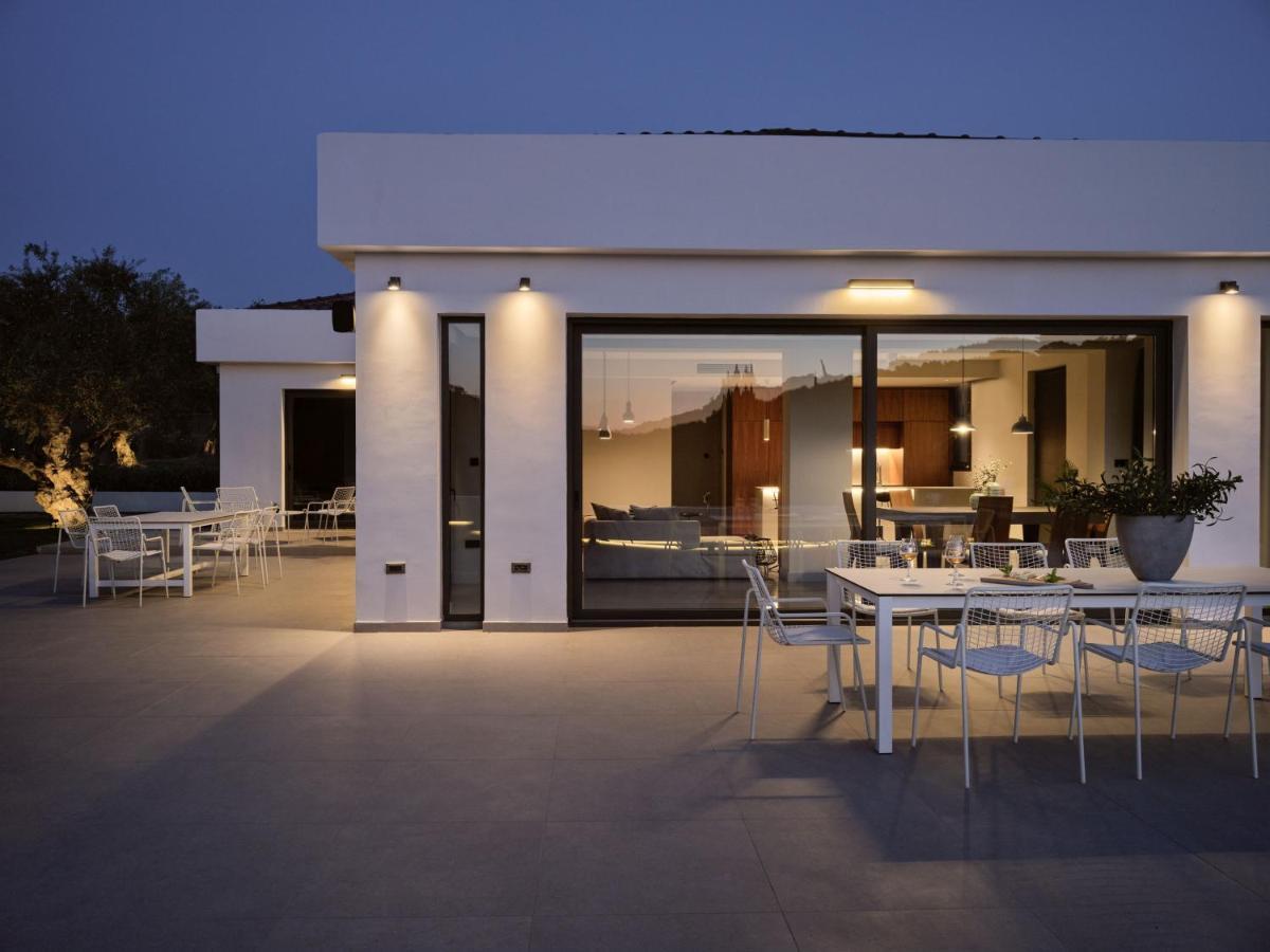 Drallos Luxury Villa Alykanas  Bagian luar foto